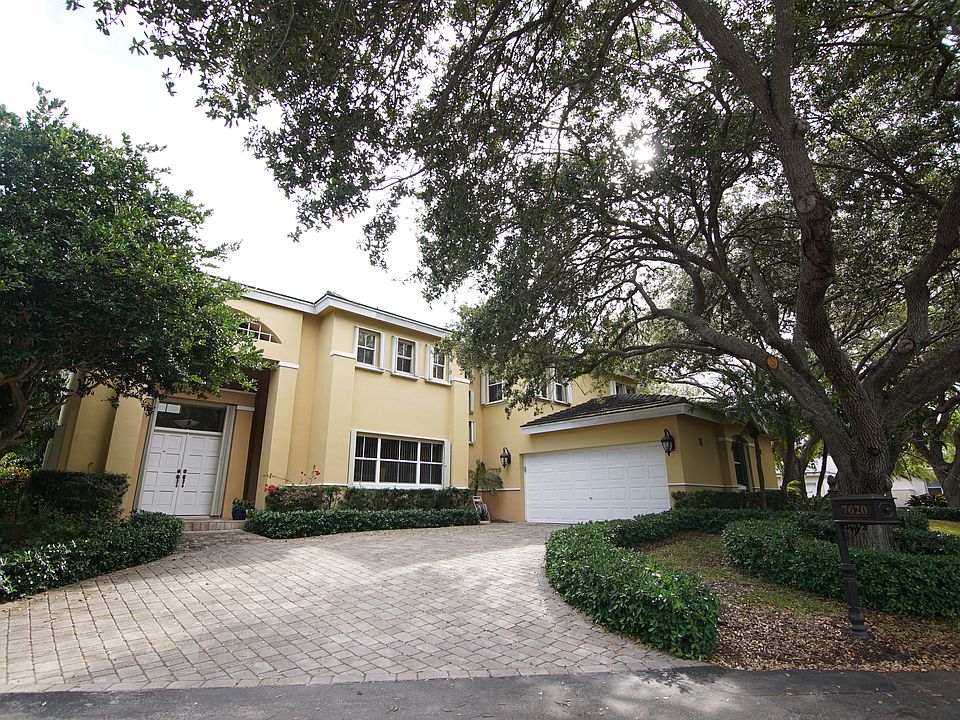 1st image of 7620 SW 149th St