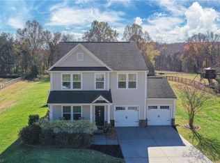 112 Scotch Moss Dr, Advance, NC 27006