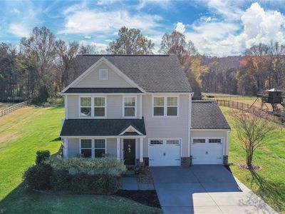 112 Scotch Moss Dr, Advance, NC, 27006