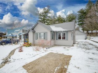 611 James St, Norfolk County, ON N4B 2C6