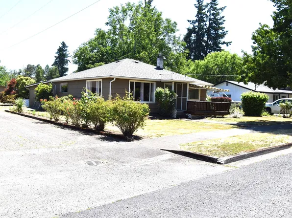 38821 N Main St, Scio, OR 97374