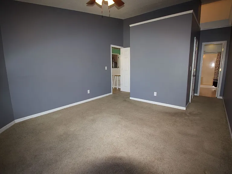 120 Breezewood Dr — Photo 25