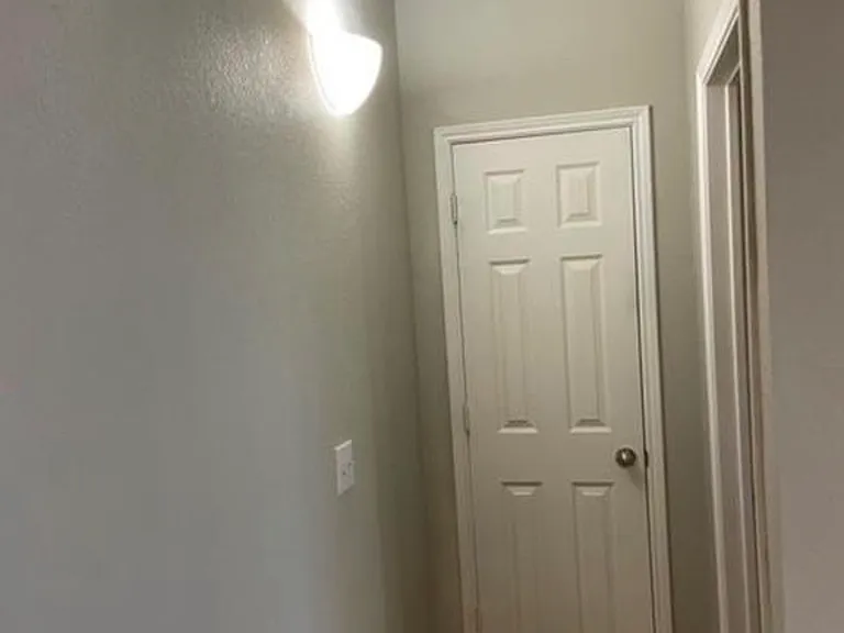1748 Sunset Ridge Dr — Photo 14
