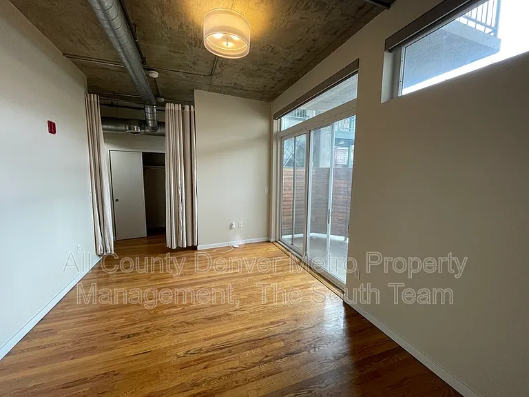 3201 Shoshone St #108 — Photo 4