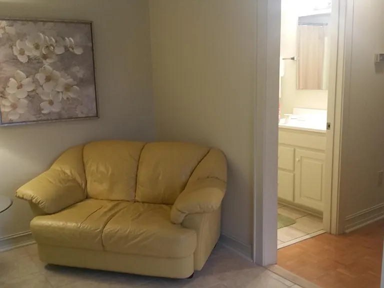 913 Prestwood Dr #A — Photo 12