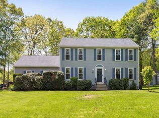 10 Barnstable Rd, Norfolk, MA 02056