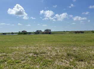 72 Blanc Ct, Port O Connor, TX 77982