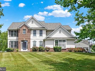 1099 Dandelion Dr, York, PA 17404