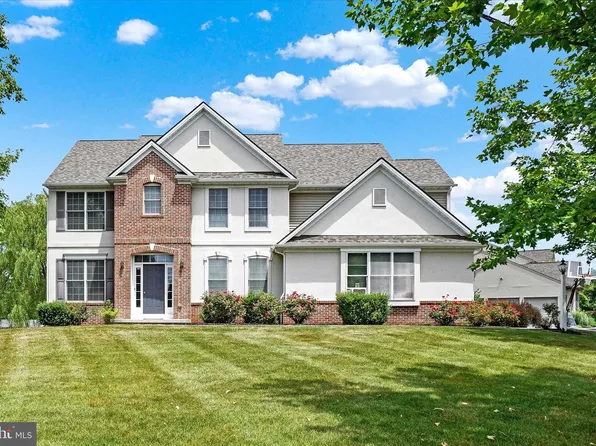 1099 Dandelion Dr, York, PA 17404