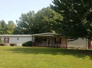 5260 S Alexander Hill Rd, Washington, IN 47501