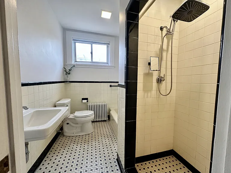1683 Beacon St #2 — Photo 7