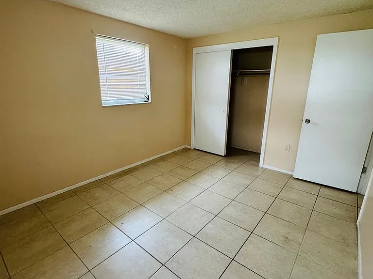 3022 Pinetree St — Photo 9