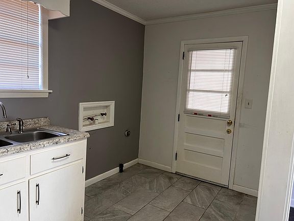 4th image of 1002 Ogrady Dr APT 5