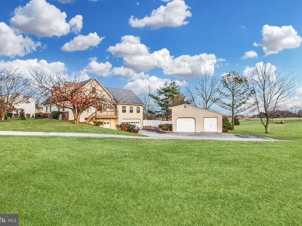 355 Stoner Rd, Mechanicsburg, PA 17055