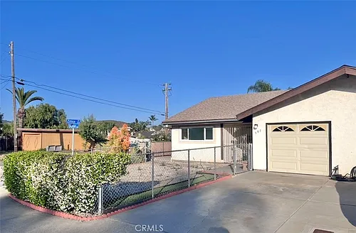 595 Sirginson Way #97 Photo 1
