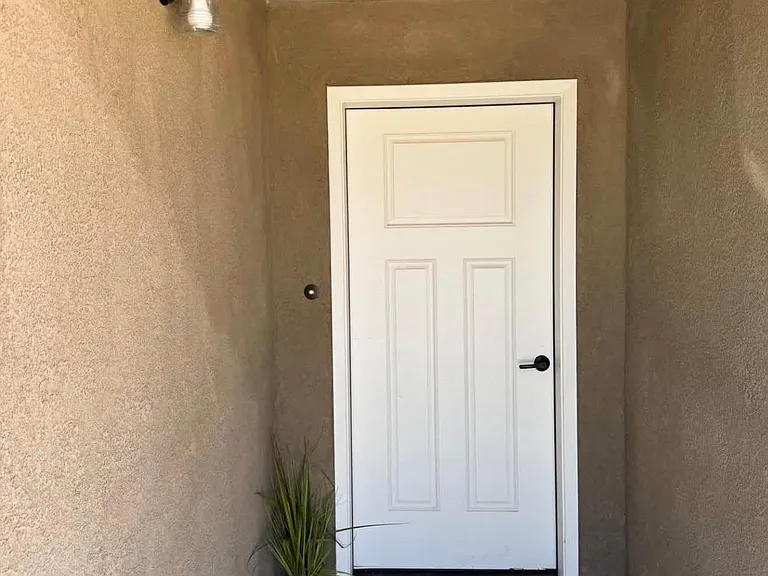 7338 E 44th Pl — Photo 2