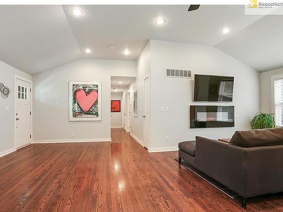 Great space for large and small gatherings