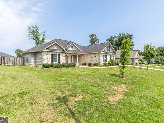 4th image of 107 Chatham Ct