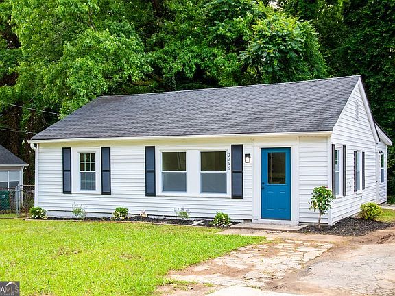 3rd image of 2266 Old Spring Rd SE