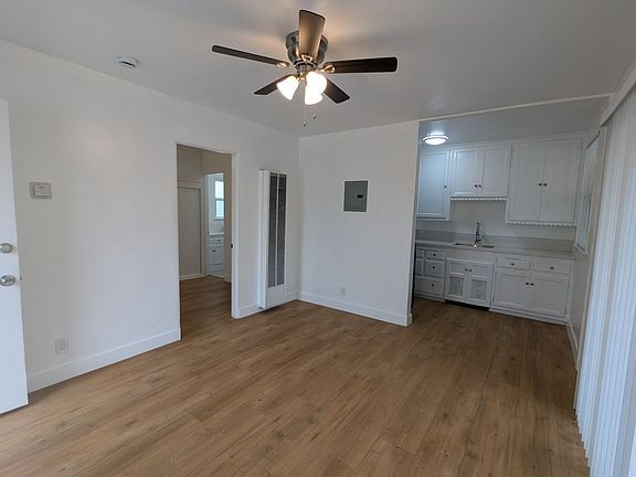 4th image of 1510 S Bronson Ave Unit 1/2