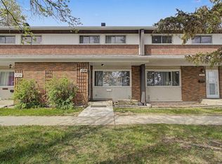 5724 143rd Ave NW, Edmonton, AB T5A1K1