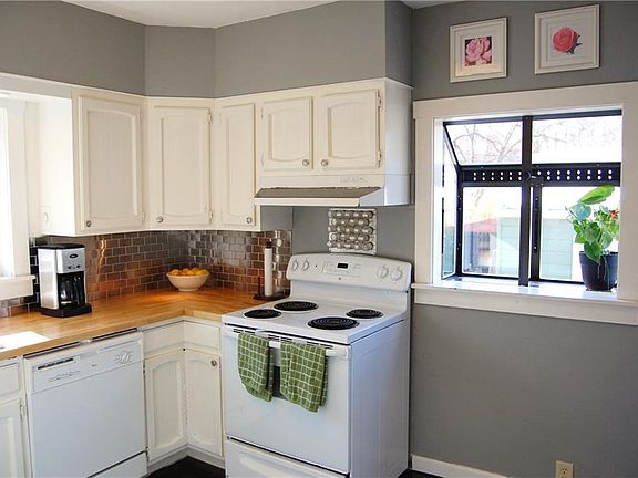 2nd image of 5362 N Crittenden Ave