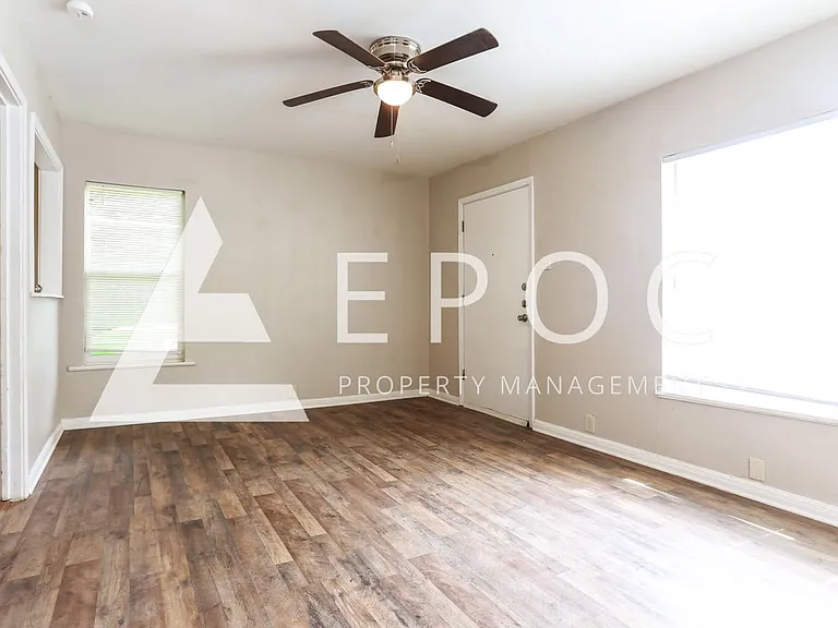 1020 S 39th St — Photo 14