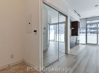 14 York St #1812, Toronto, ON M5J 0B1