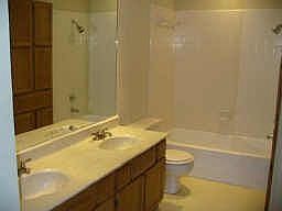 4th image of 3001 Hyde Ct