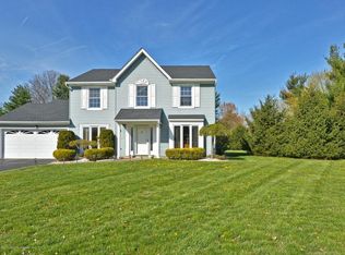 1 Greenfield Rd, Manalapan, NJ 07726