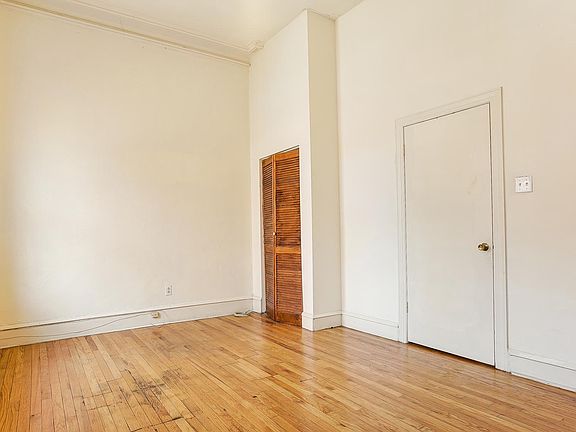 4th image of 1000 Spruce St #1F