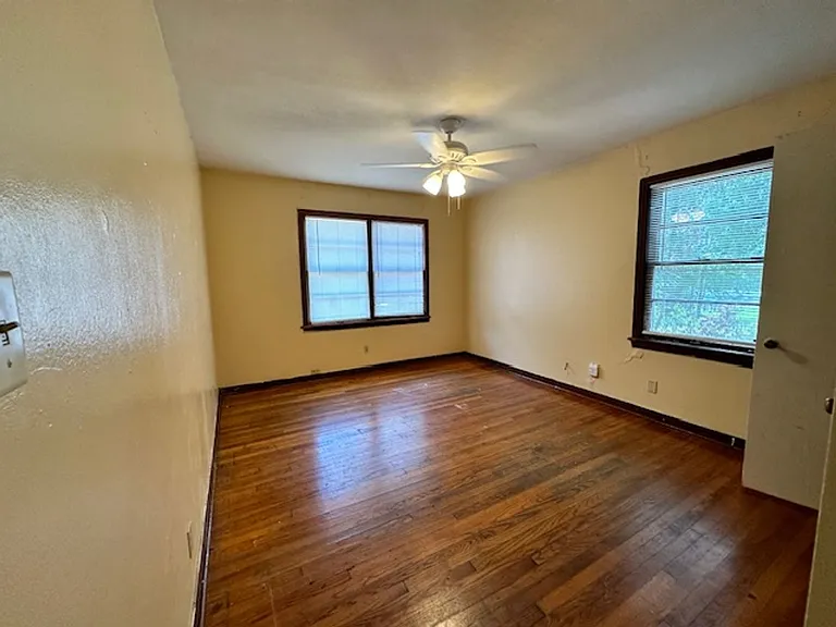 1725 Airport Dr — Photo 15