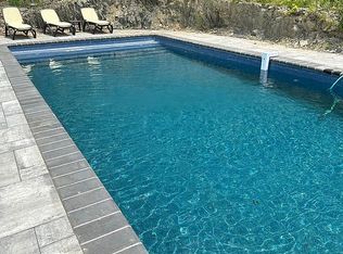 580 Oak Summit Rd, Millbrook, NY 12545