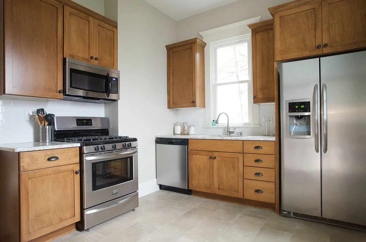 2 bed, 1130 sqft, $2,075 — Photo 3