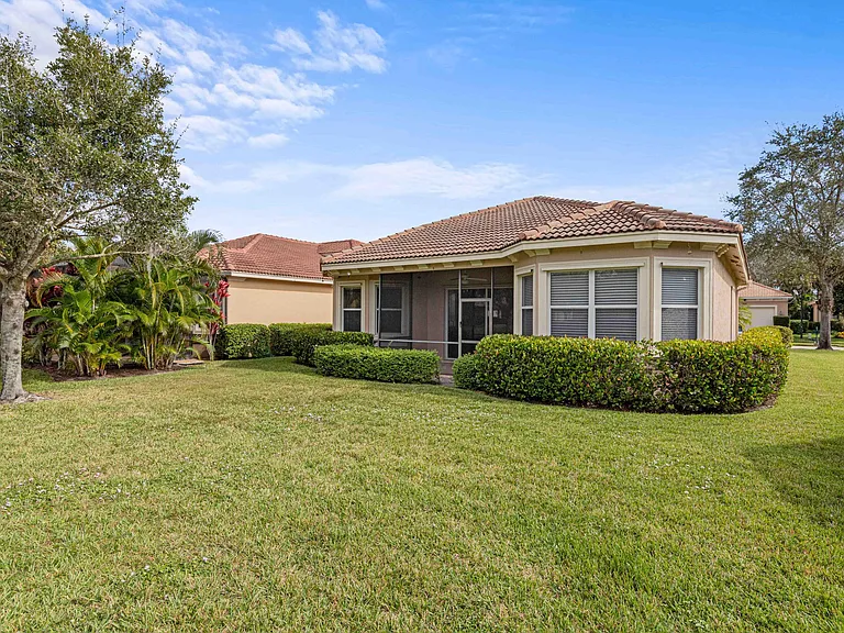 7317 Bob O Link Way — Photo 38