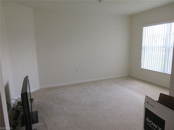3rd image of 3026 Chiquita Blvd S
