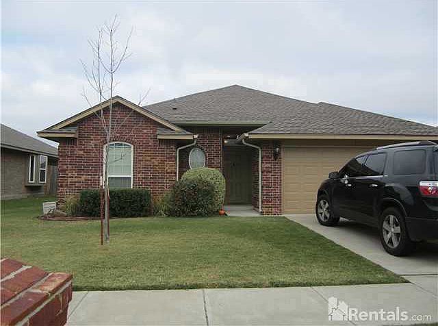 1st image of 2243 Peacock Dr