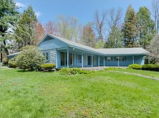 6 Meadowbrook Rd, Worcester, MA 01609