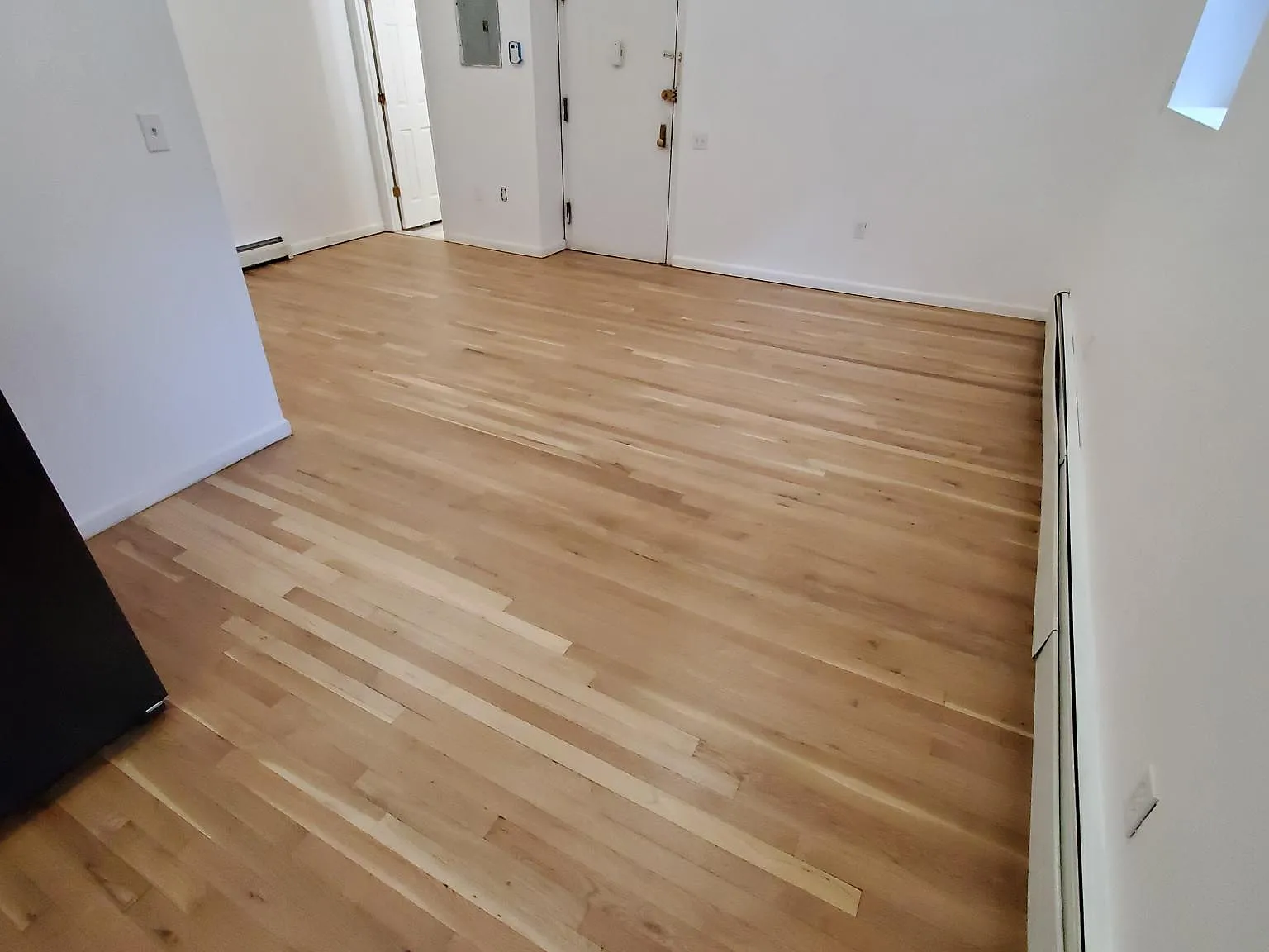 1 bed, $2,365 — Photo 4