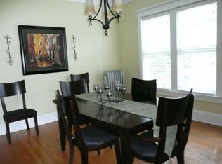 3619 N Pine Grove Ave #1, Chicago, IL 60613