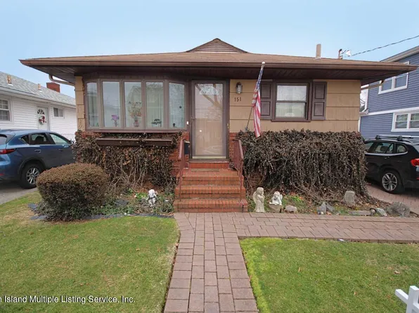 151 Thornycroft Ave, Staten Island, NY 10312