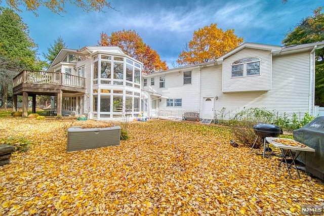 1st image of 43 Lakeside Ave