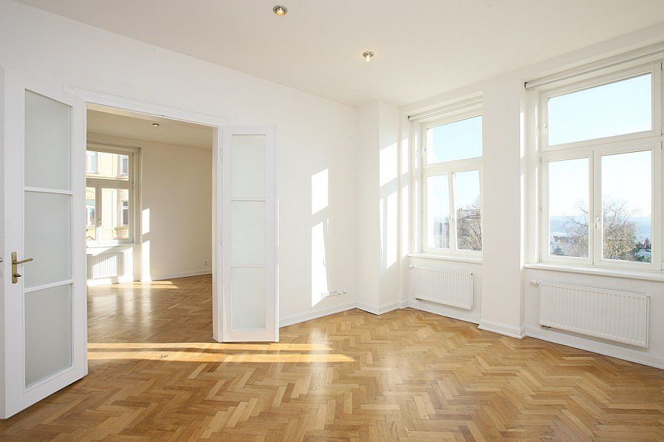 1st image of 338 Spear St Unit 25B