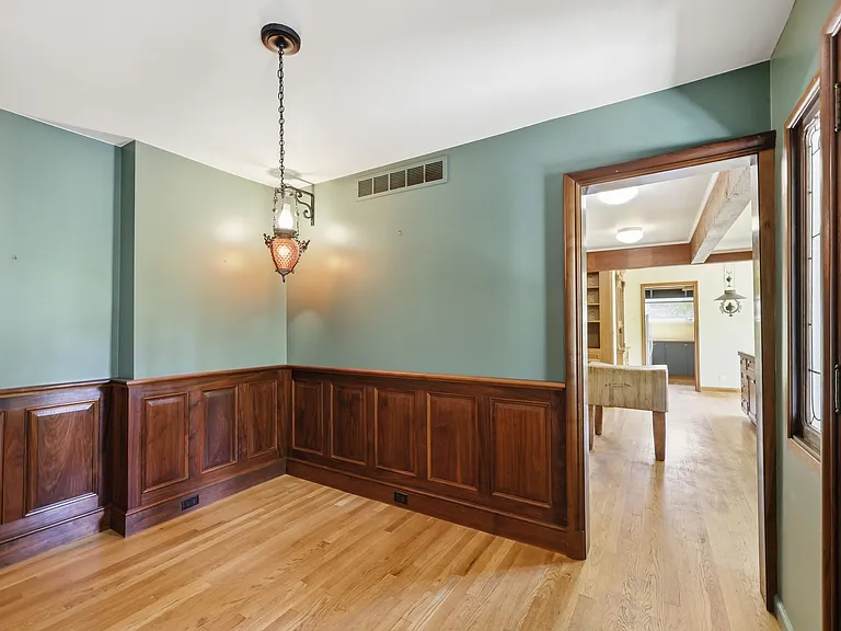 6782 Wing Point Rd NE — Photo 8