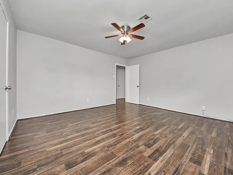 5602 Dryad Dr — Photo 22