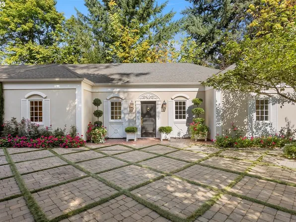 554 SW 48th Dr, Portland, OR 97221