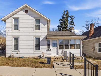 266 Beecher St, East Dubuque, IL, 61025