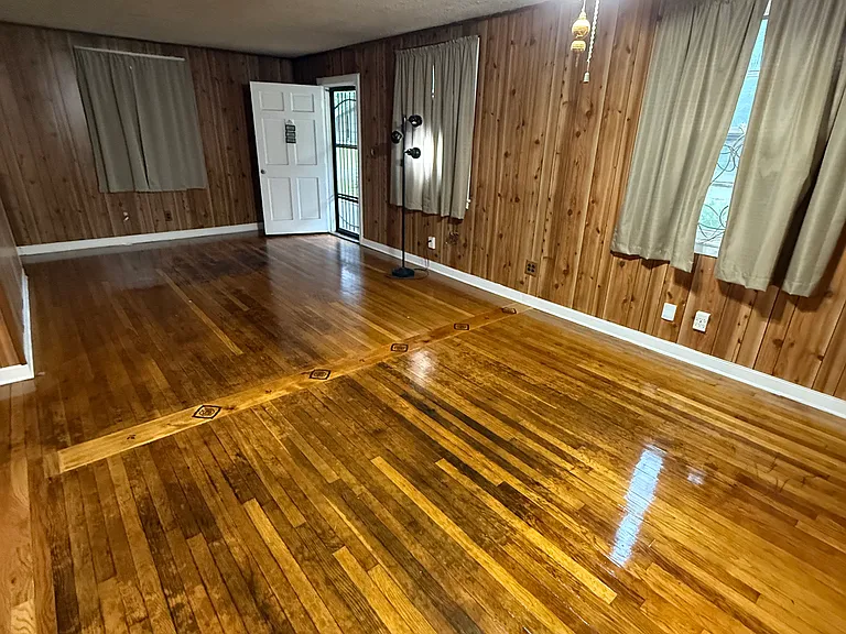 4678 Rosewood Dr — Photo 4