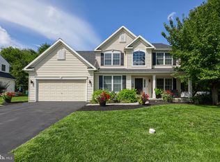 182 Pickwick Cir, Palmyra, PA 17078