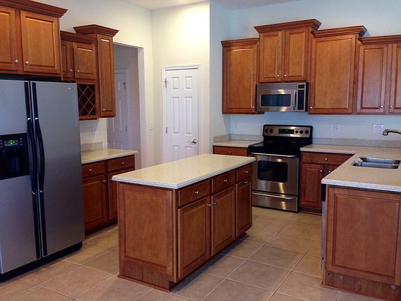 5th image of 8403 Hedgewood Dr